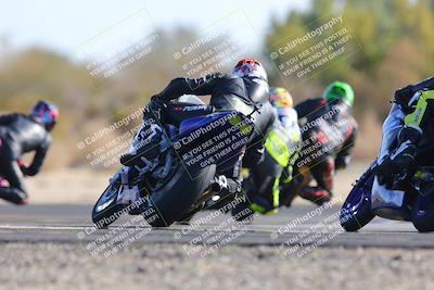 media/Dec-18-2022-SoCal Trackdays (Sun) [[8099a50955]]/Turn 7 Backside (1125am)/